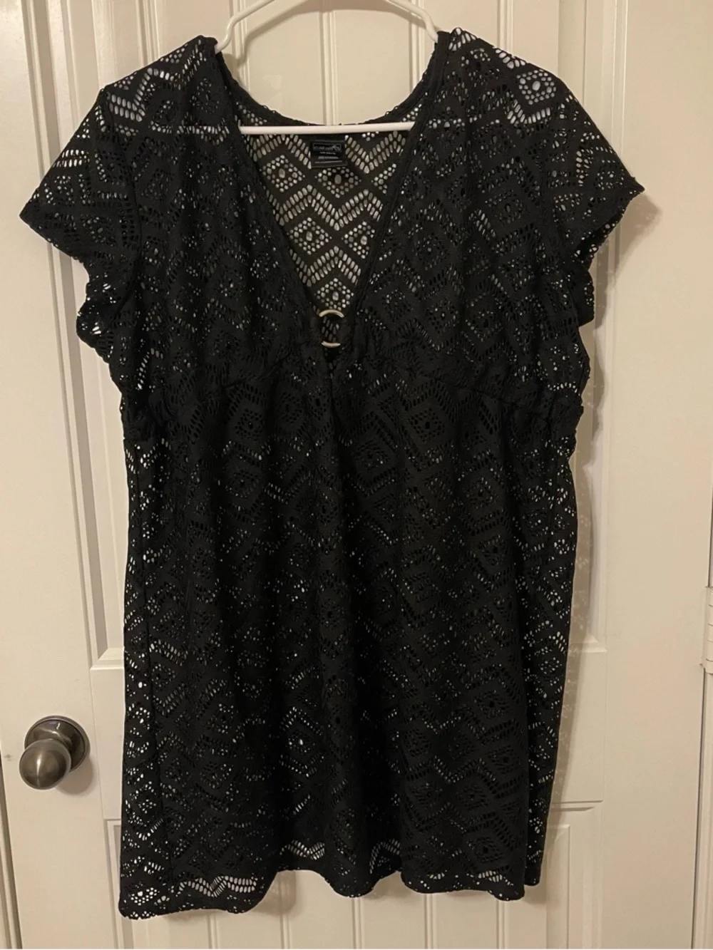 Catalina Women’s Large (12/14) Black Crochet V-Neck Swimsuit Coverup